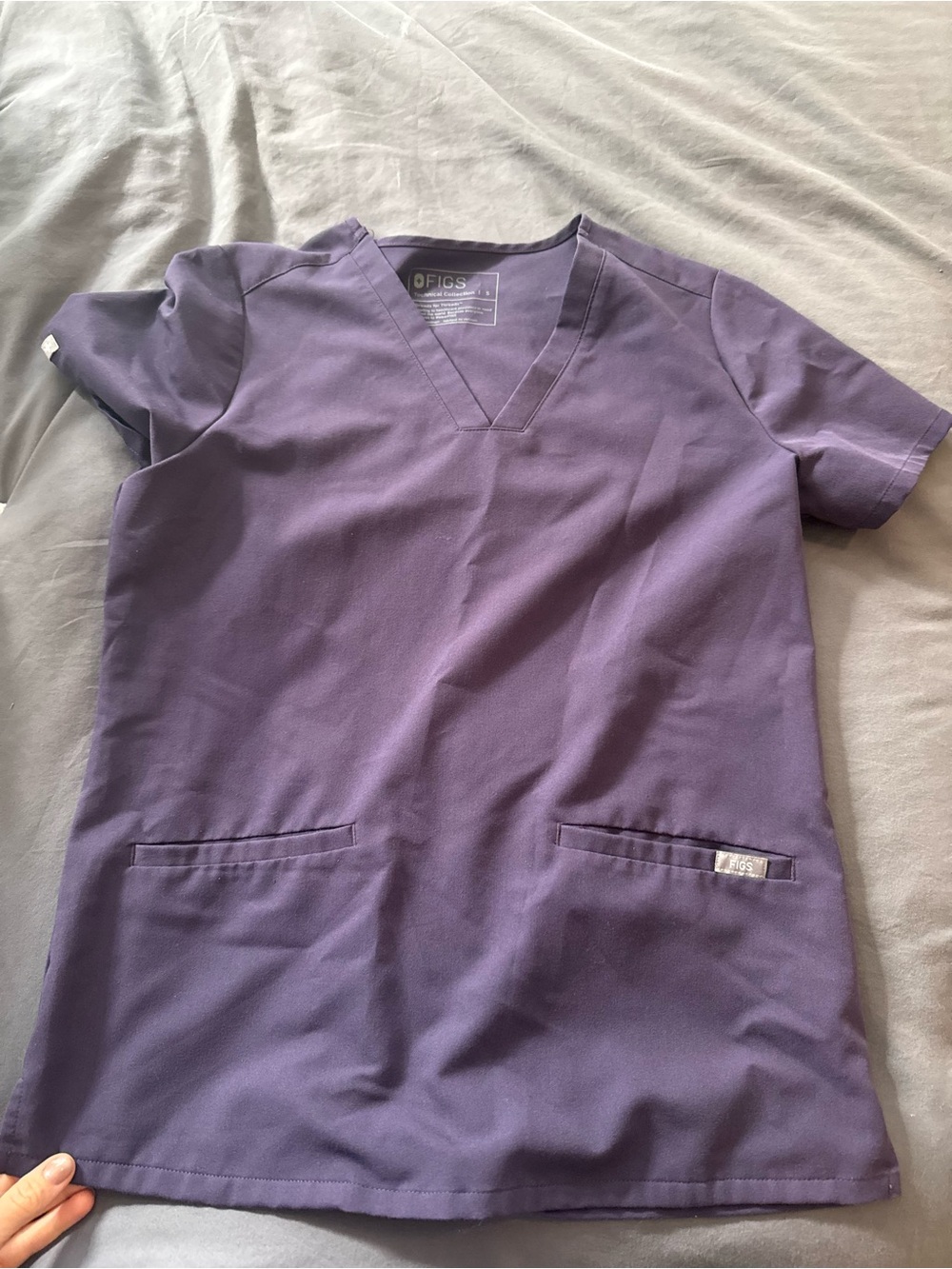 Figs Kids Short Sleeve V-Neck Top in Purple
